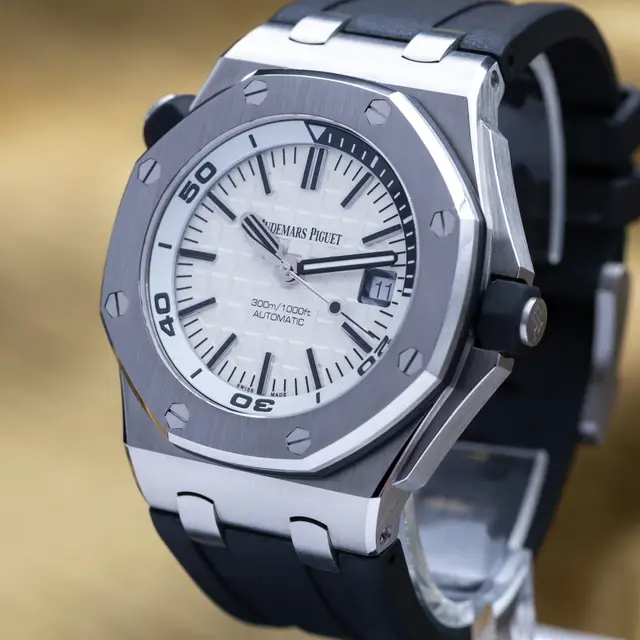 Audemars Piguet Royal Oak Offshore Ref. 126655 - View 2