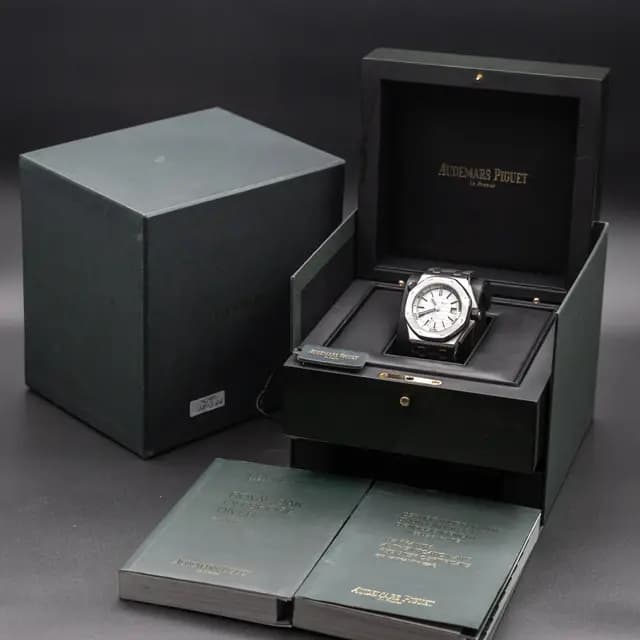 Audemars Piguet Royal Oak Offshore Ref. 126655 - View 5